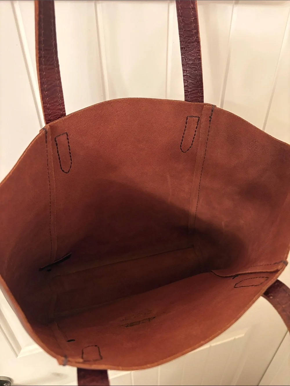 Large Portland Leather Lava Juliette Tote Bag - Picture 3 of 3